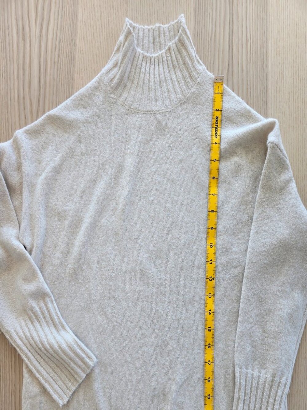 NWOT ONLY Gabrielle Soft Knit Turtleneck Sweater in Oatmeal - Picture 7 of 9